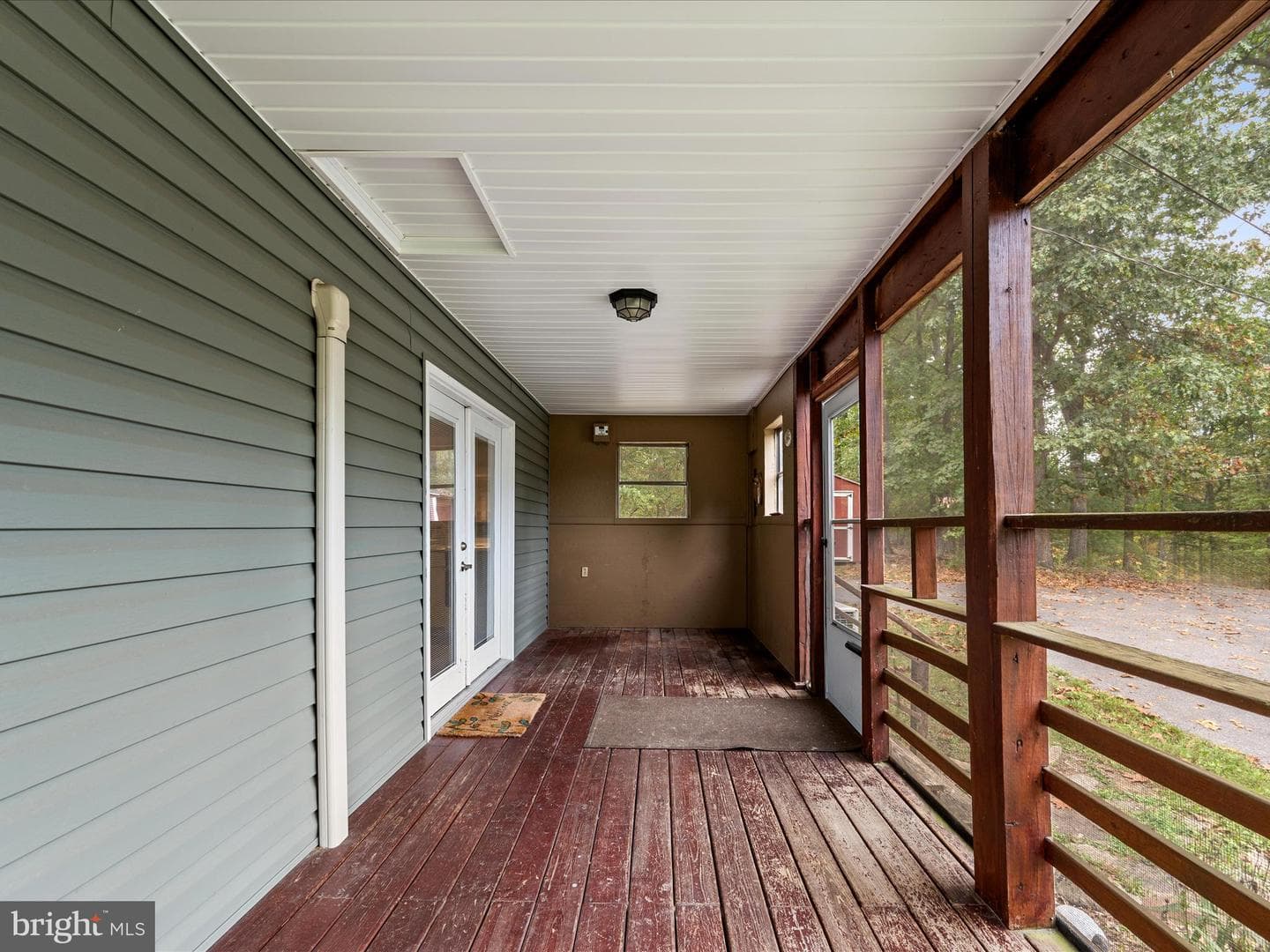 220 Chestnut Grove Road photo 29