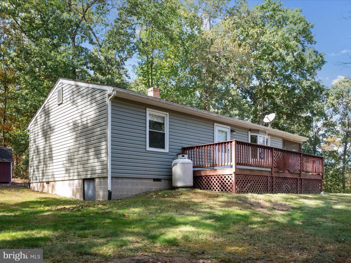 220 Chestnut Grove Road photo 38