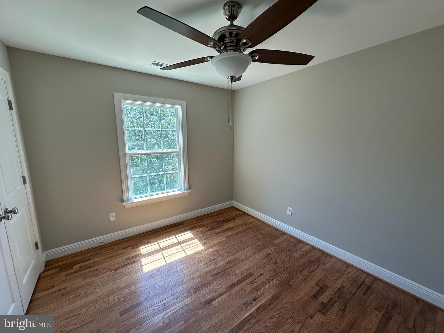 129 Indiana photo 21