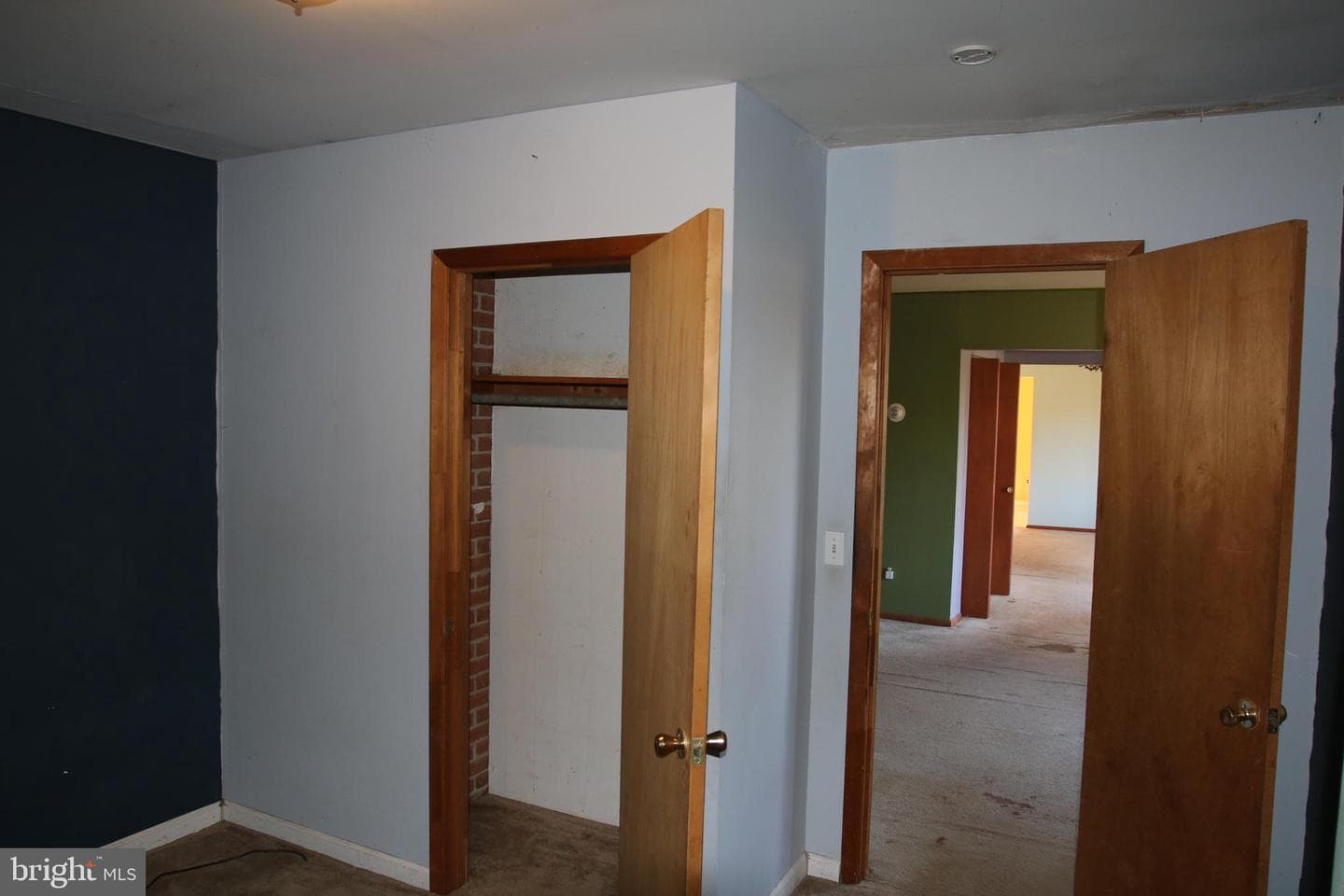 859 Brush Creek photo 34