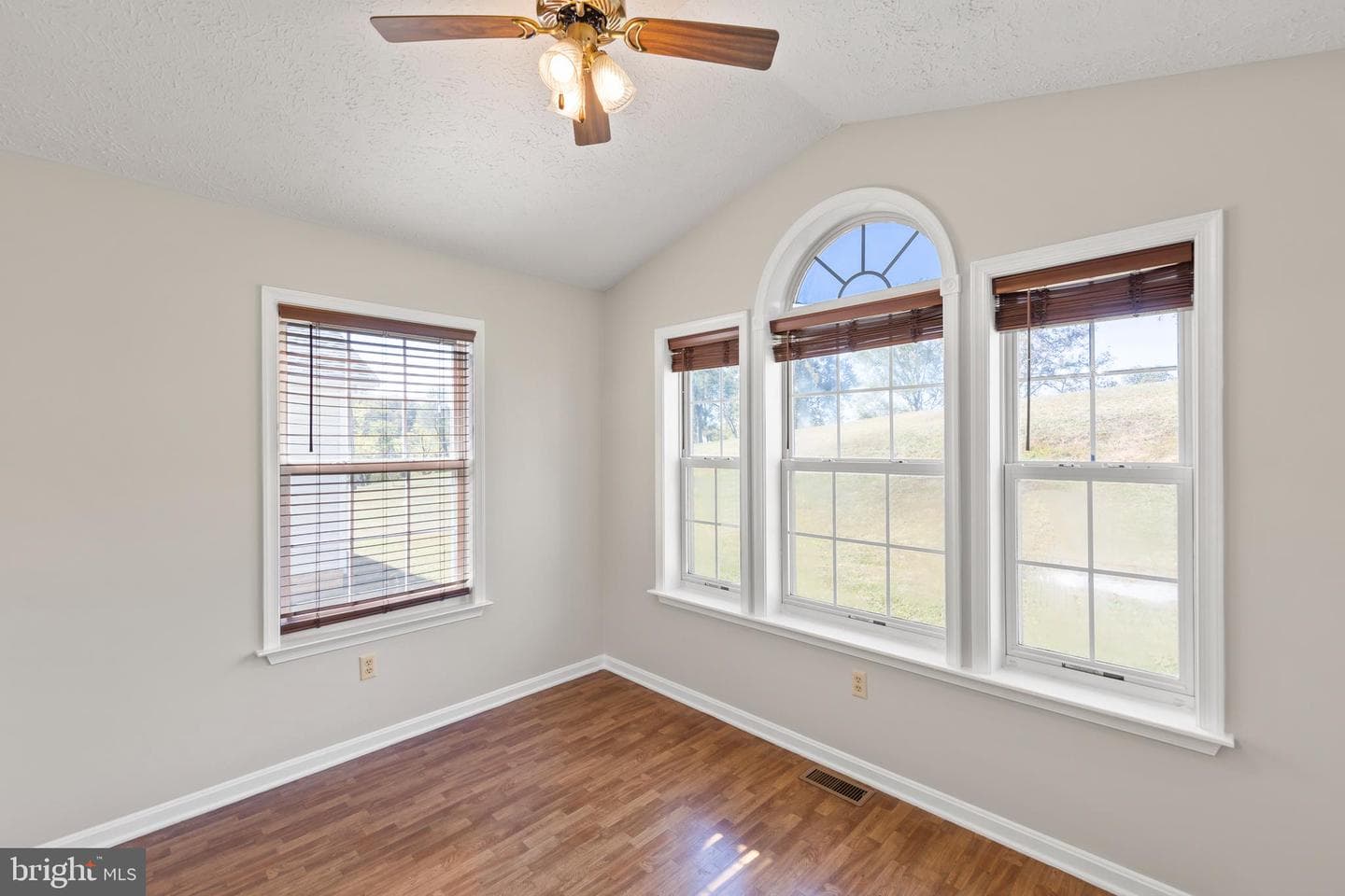 1039 Hiatt Road photo 25