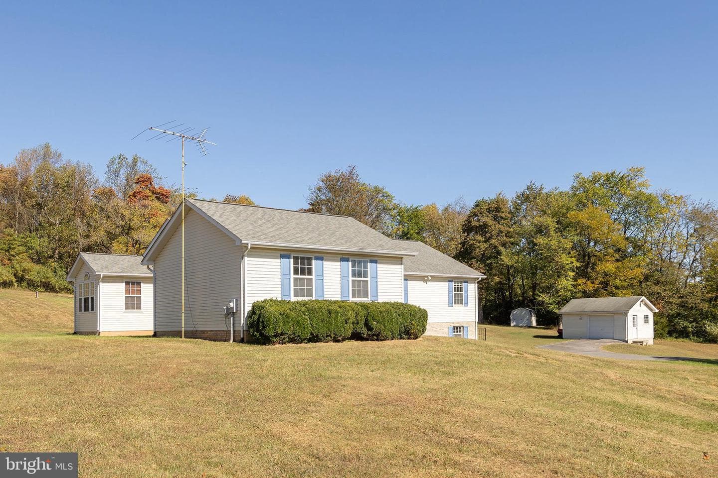 1039 Hiatt Road photo 50