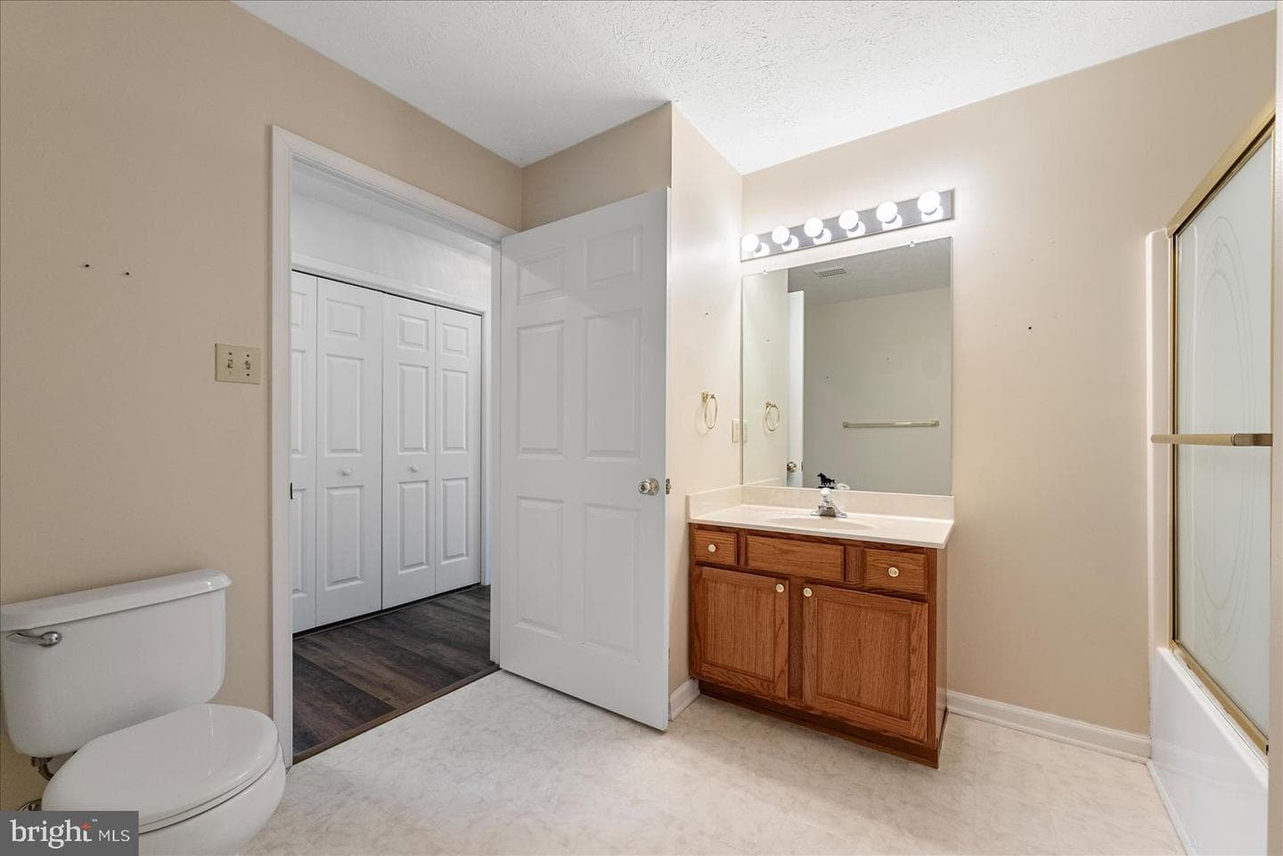 222 Crestwood Lane photo 17