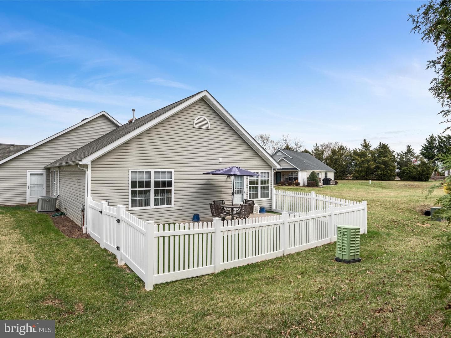 222 Crestwood Lane photo 2