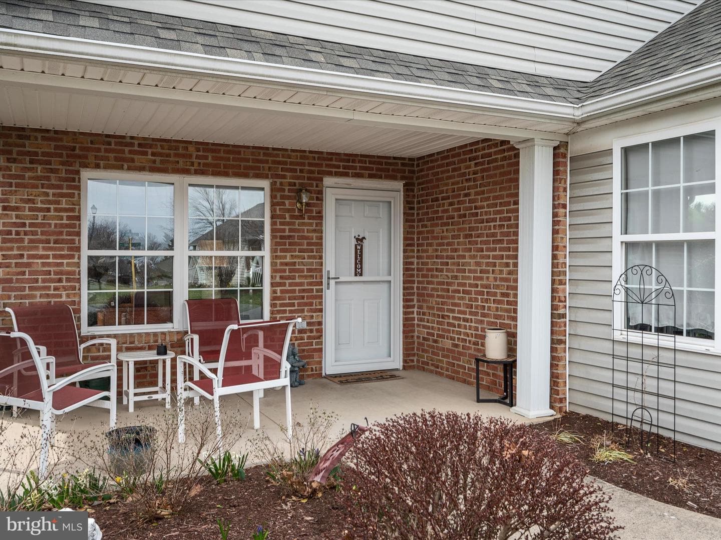 222 Crestwood Lane photo 3