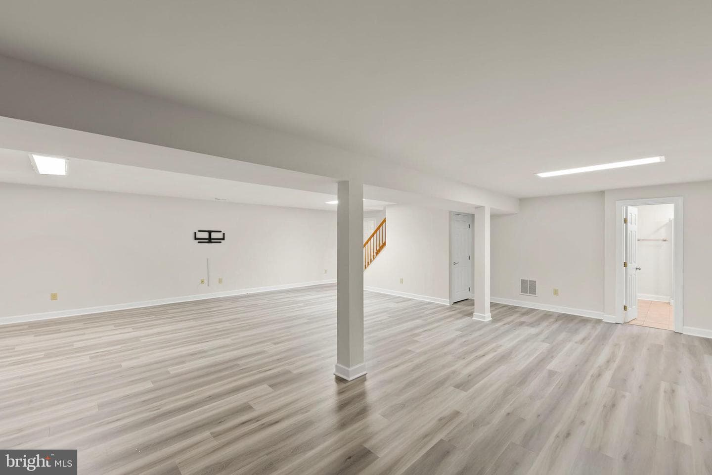 162 Janes Way photo 32