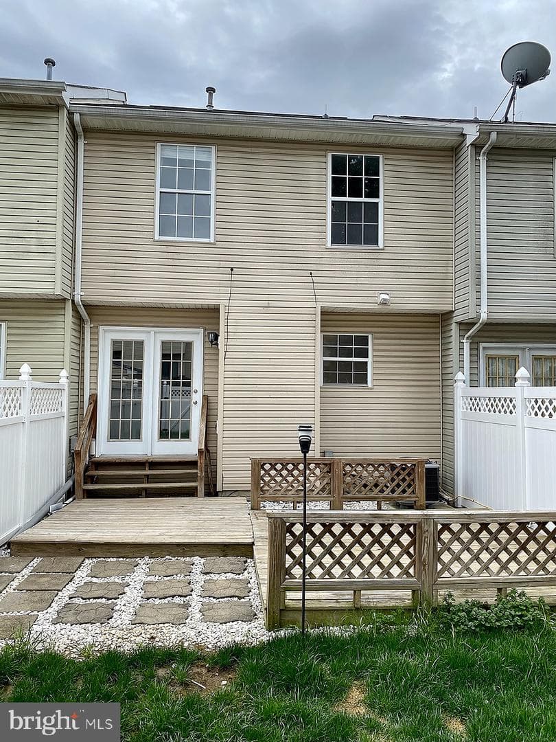 106 Peridot Place photo 2