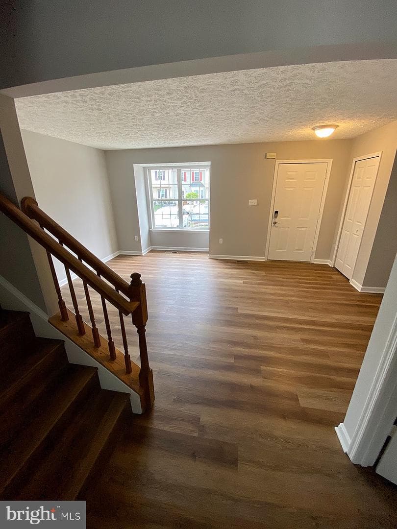 106 Peridot Place photo 4