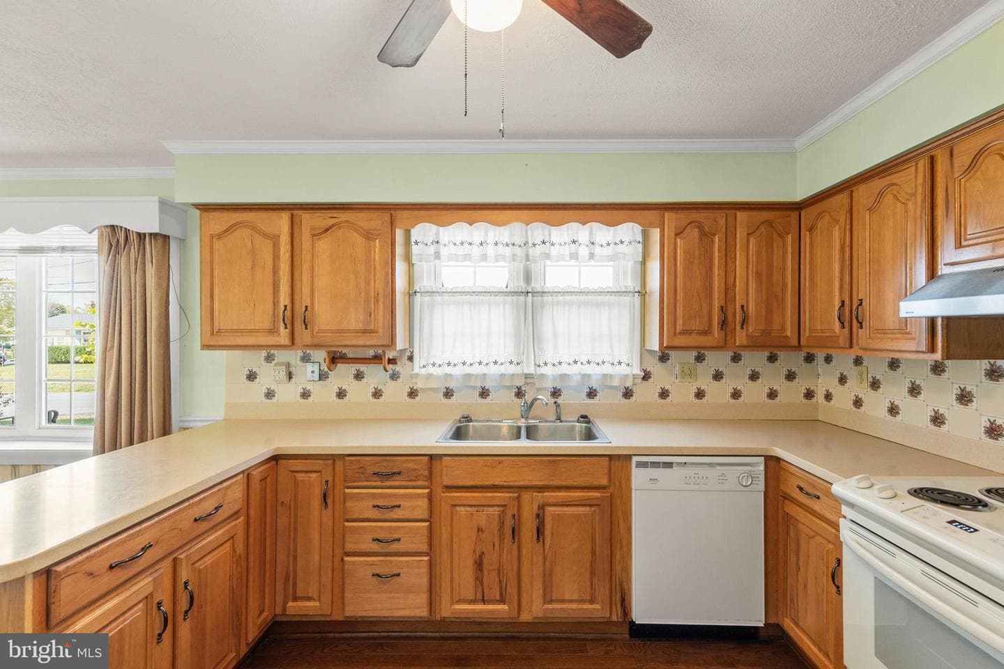 204 Ridge Road photo 4