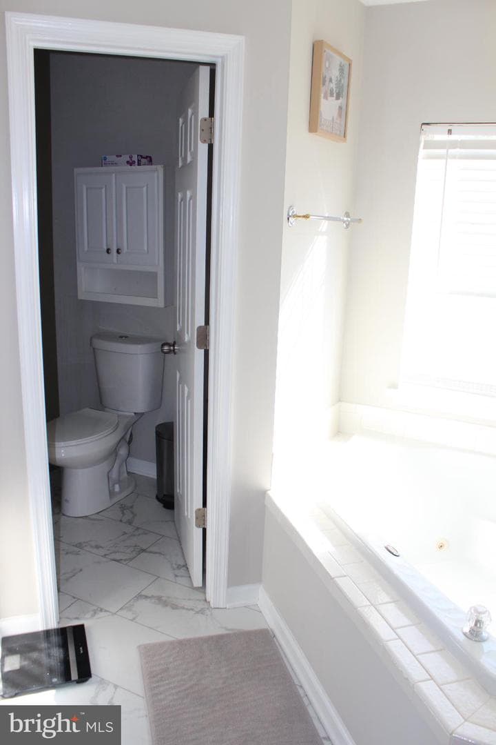 107 Fancy Court photo 16