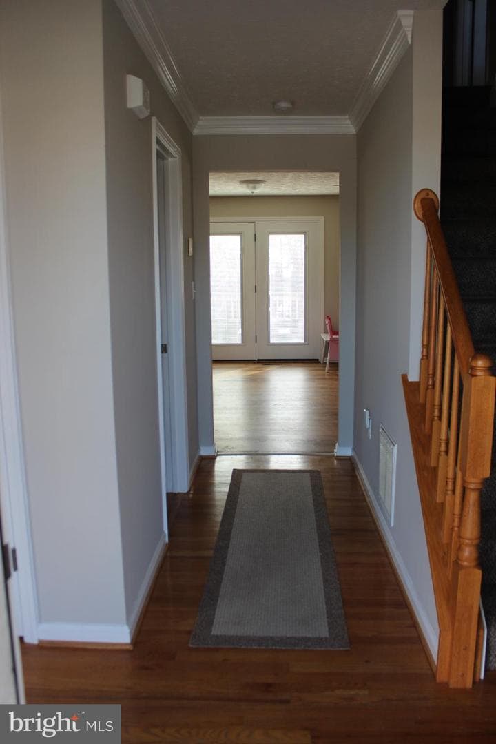 107 Fancy Court photo 2