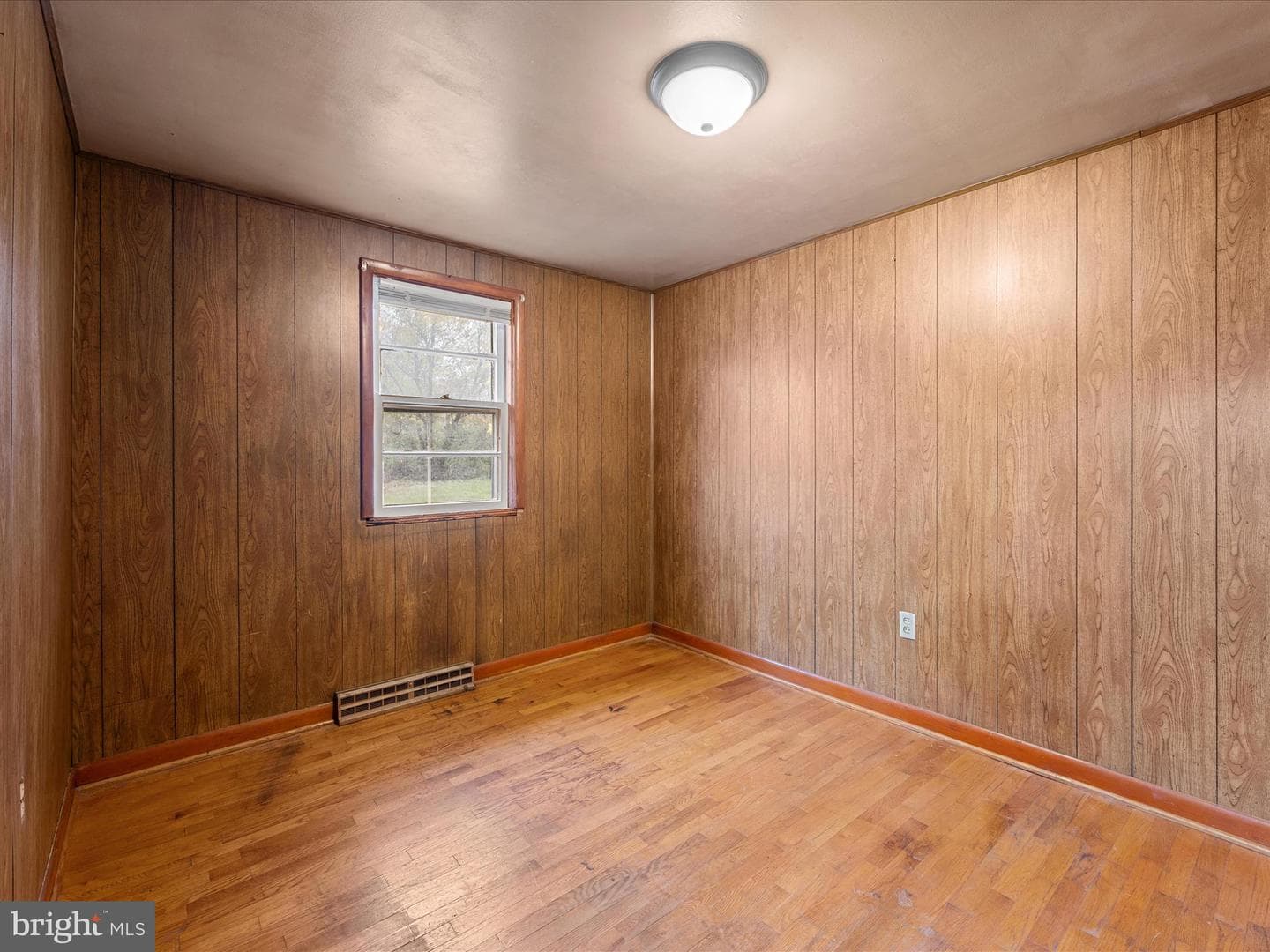 724 Jordan Springs Road photo 17