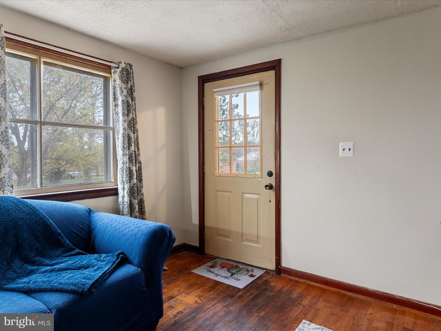 724 Jordan Springs Road photo 5