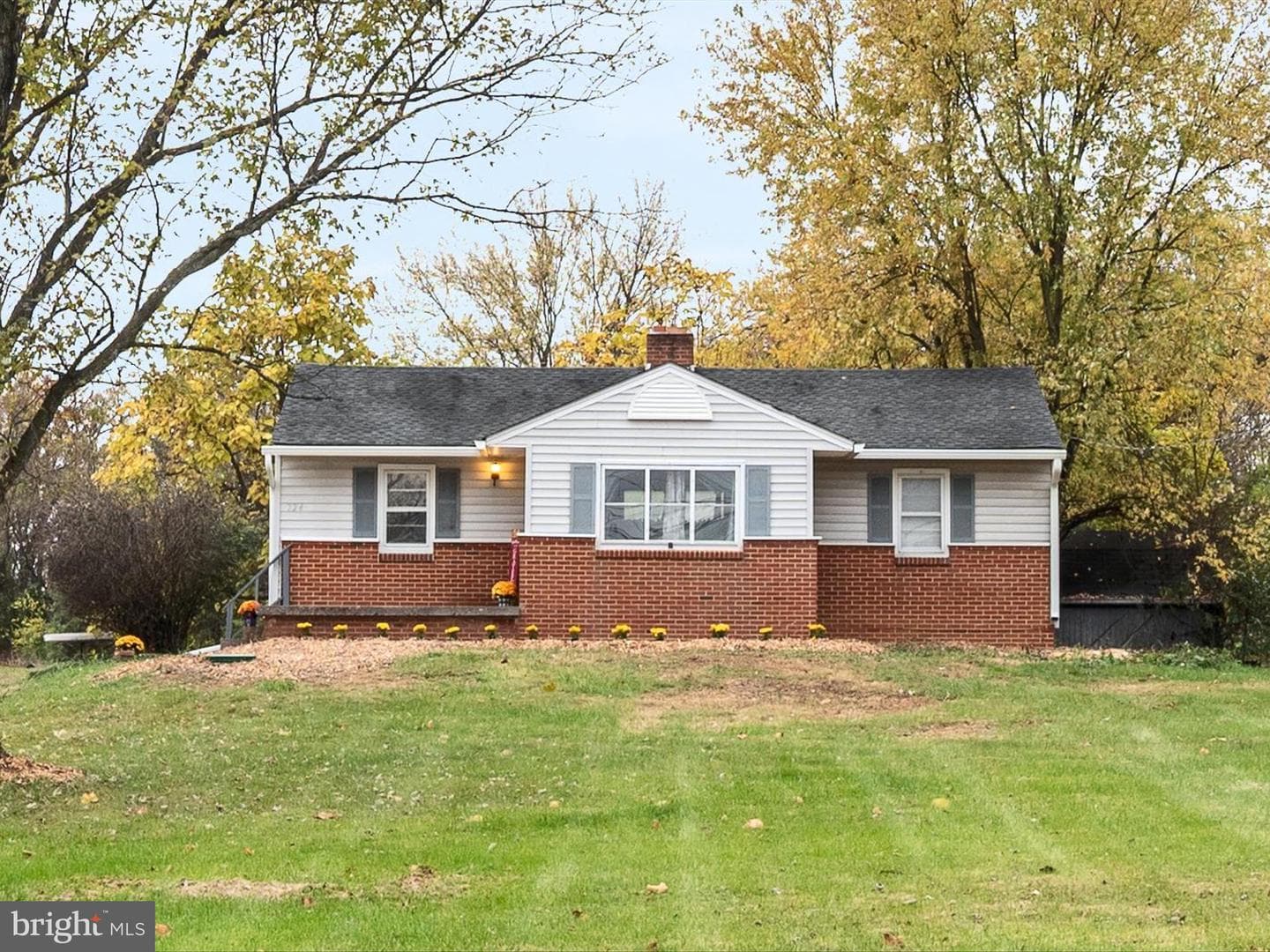 724 Jordan Springs Road photo 9