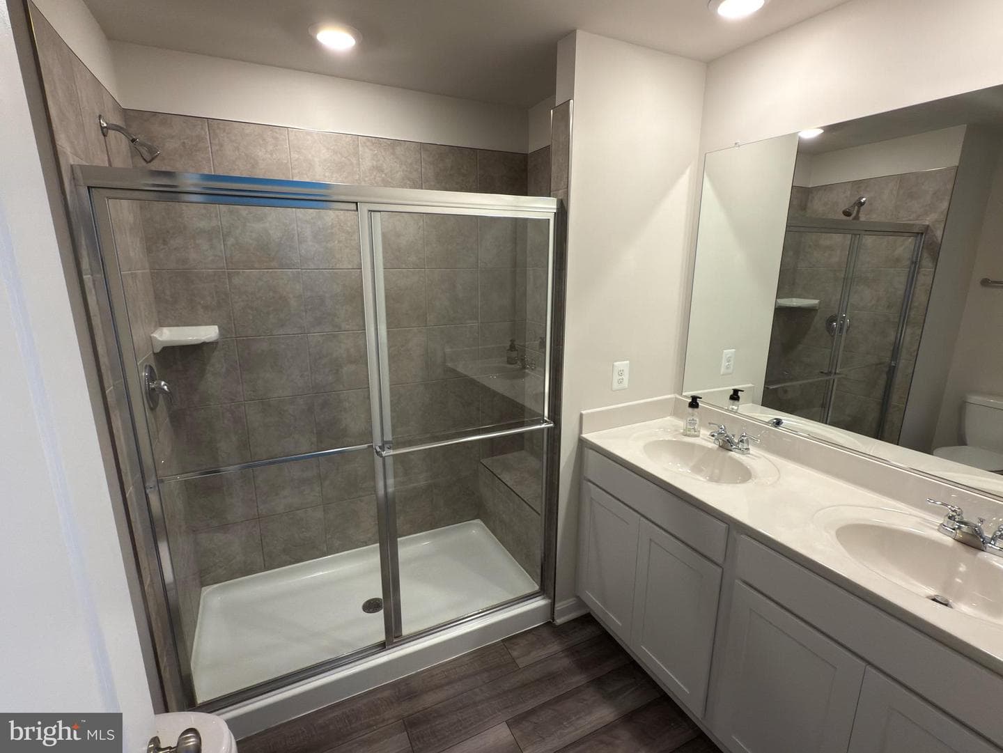 117 Tye Court photo 12