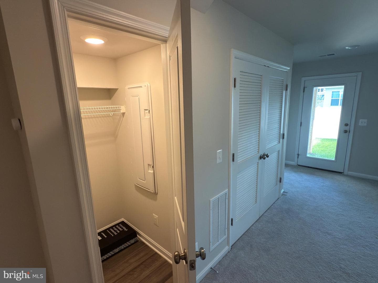 117 Tye Court photo 23