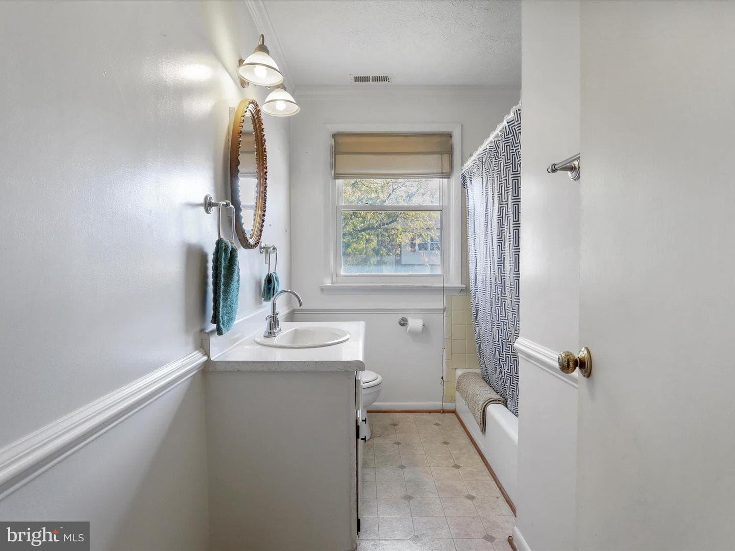 239 Chestnut Street photo 16