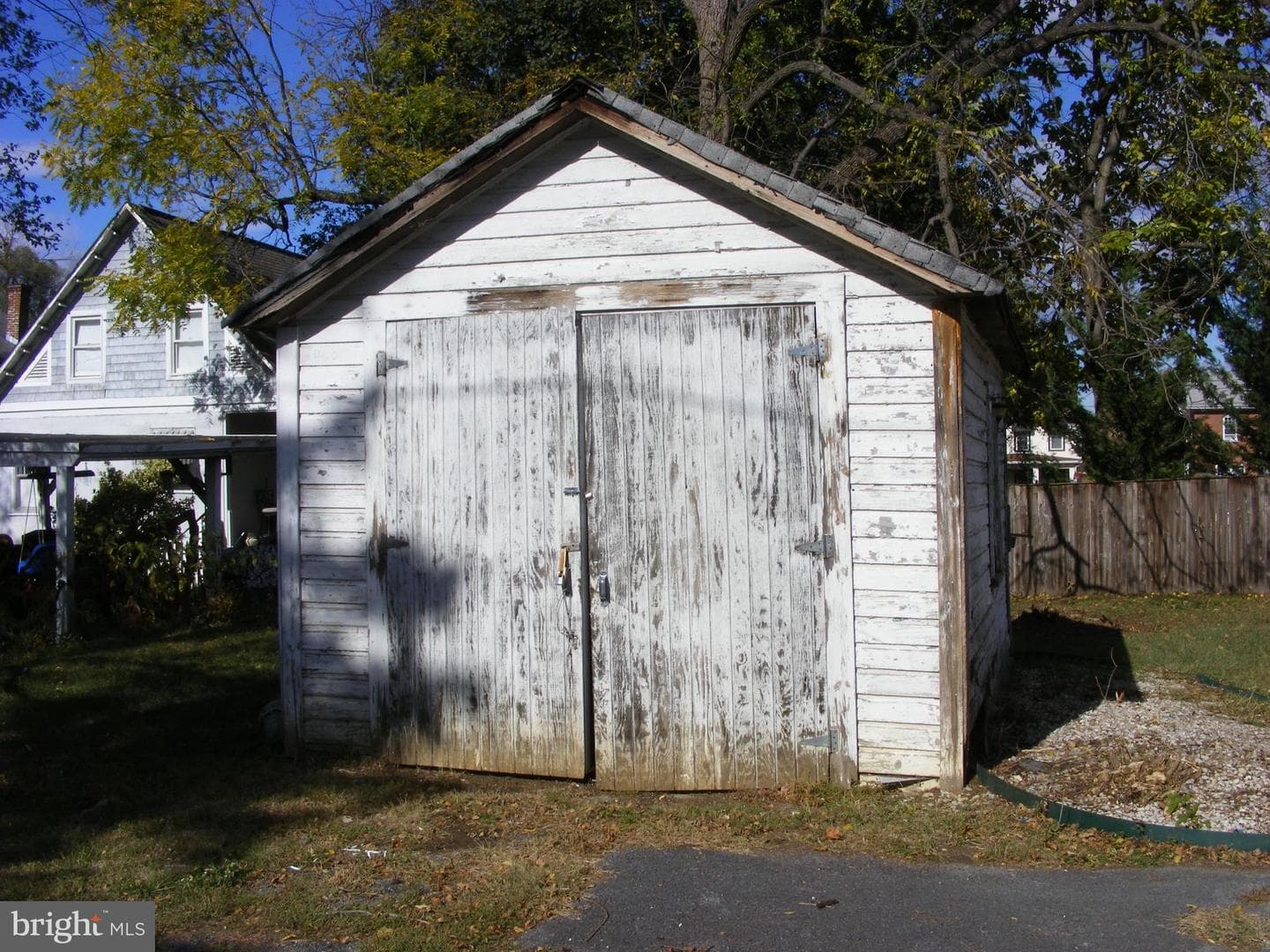 239 Chestnut Street photo 2