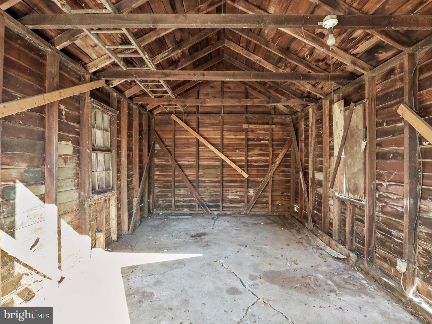 239 Chestnut Street photo 33