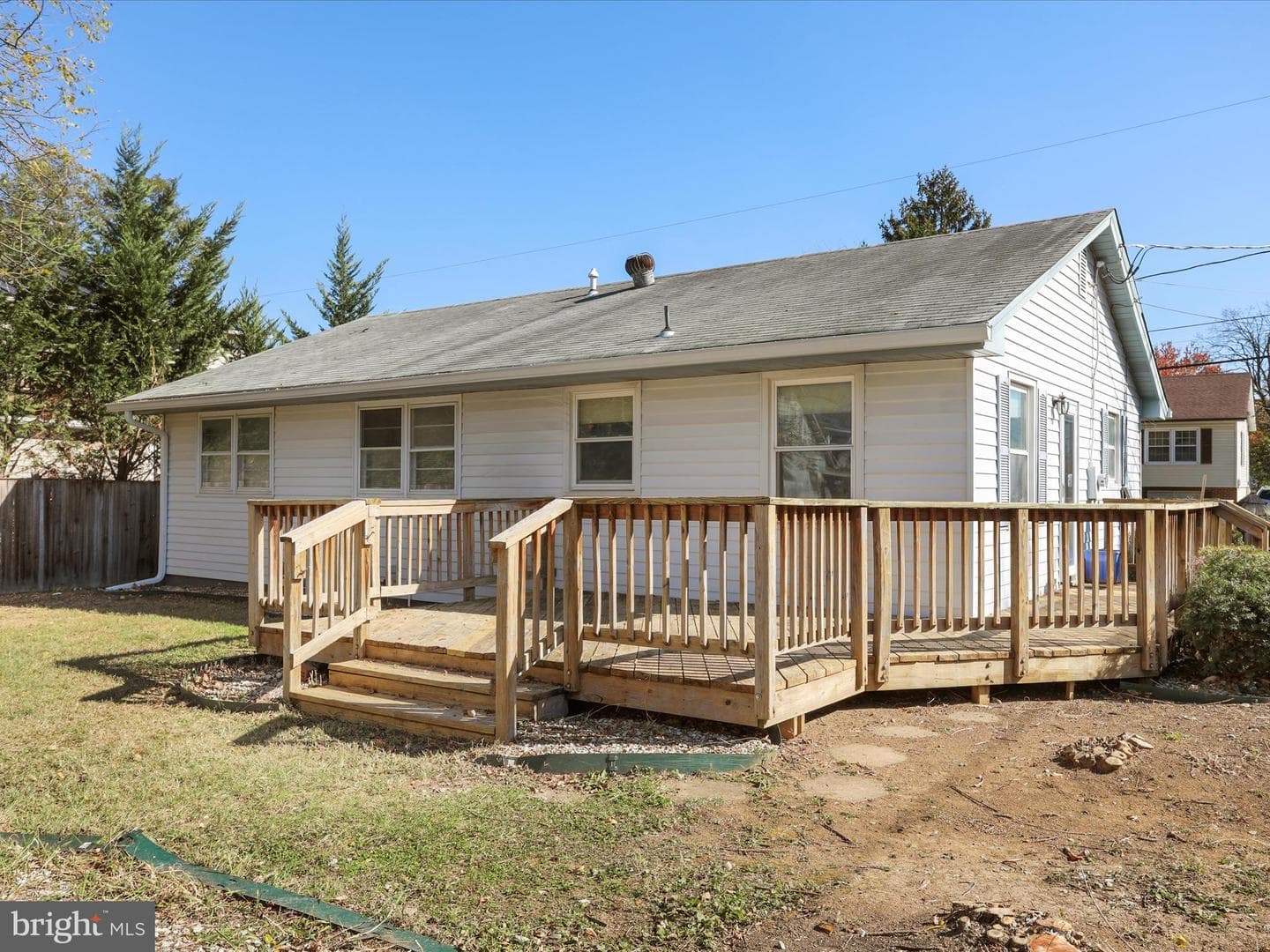 239 Chestnut Street photo 34