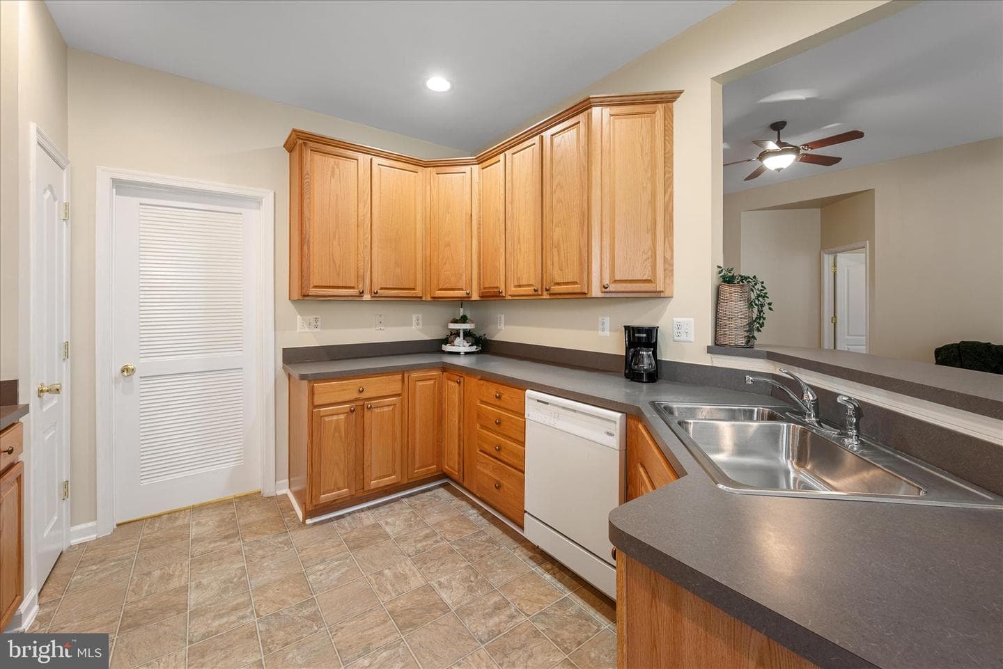 231 Spanish Oak photo 21