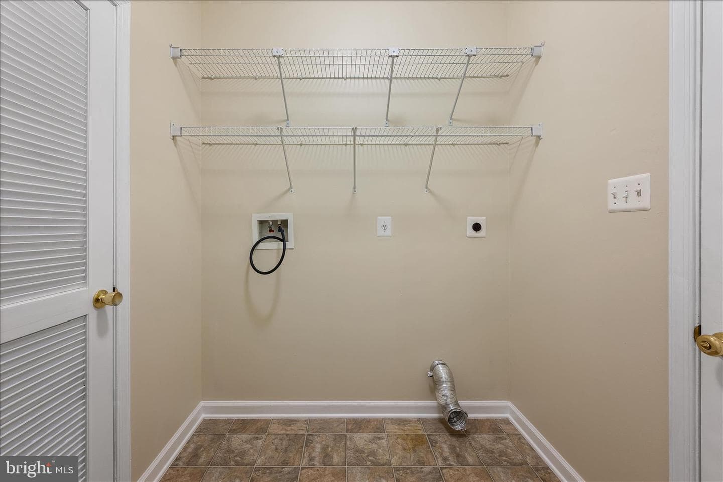 231 Spanish Oak photo 22