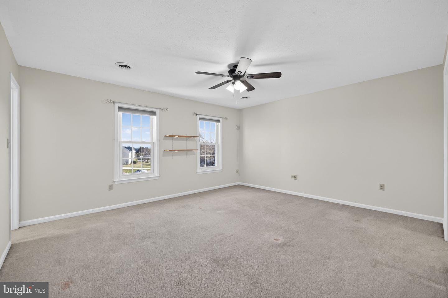 109 Plum Court photo 34