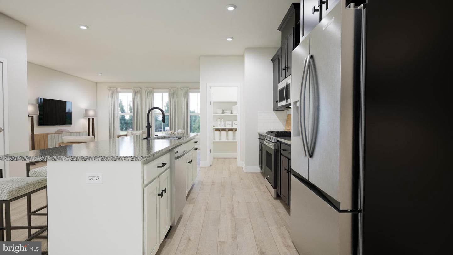 129 Heyford Drive photo 4