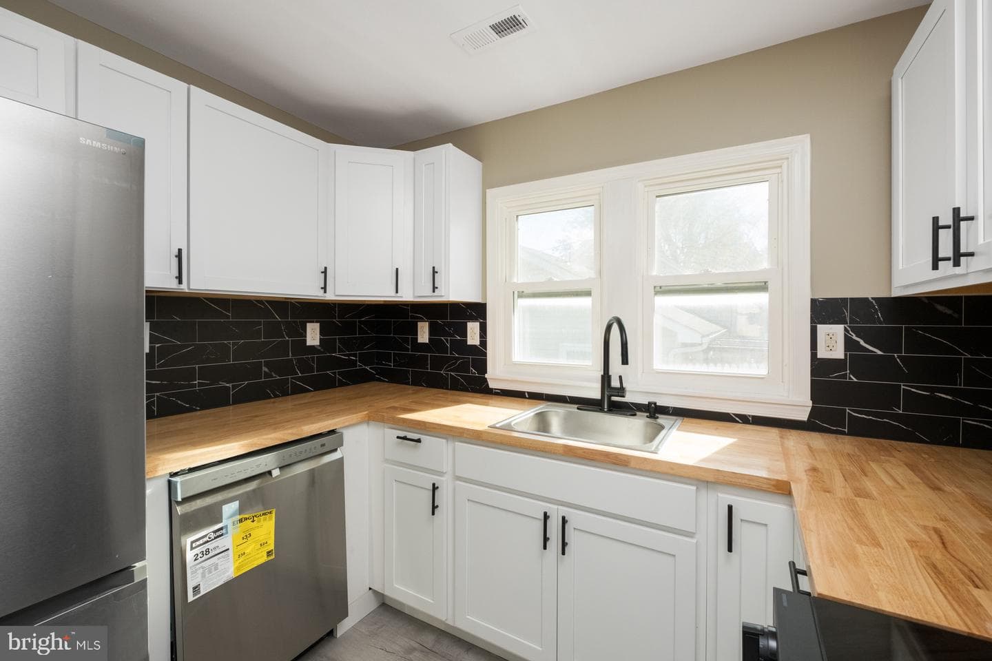 1080 Airport Road photo 11