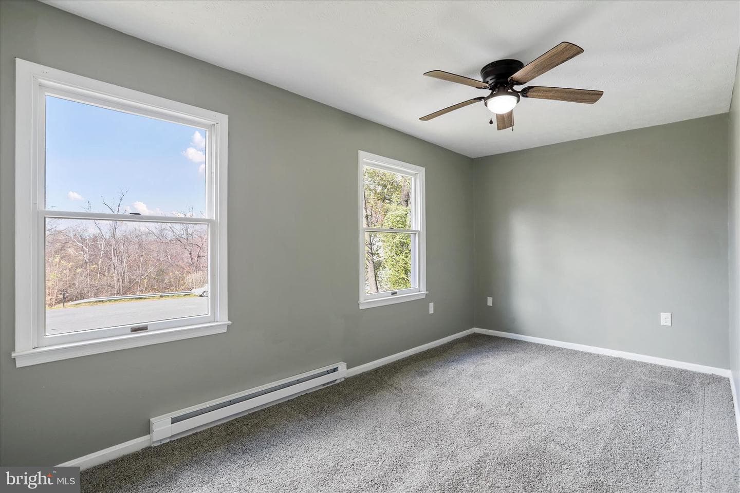 127 Woodridge Court photo 13