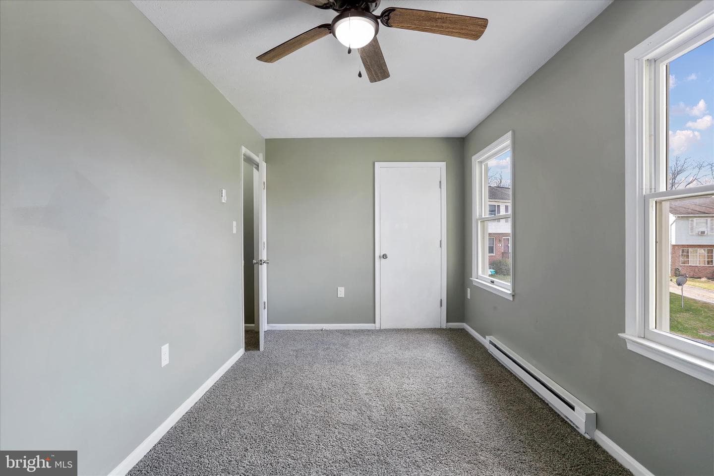 127 Woodridge Court photo 15