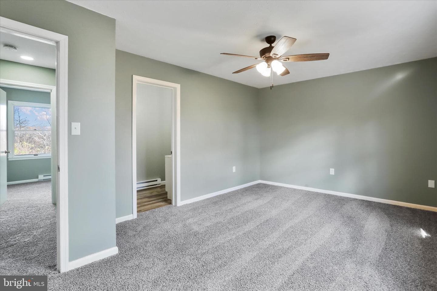 127 Woodridge Court photo 21