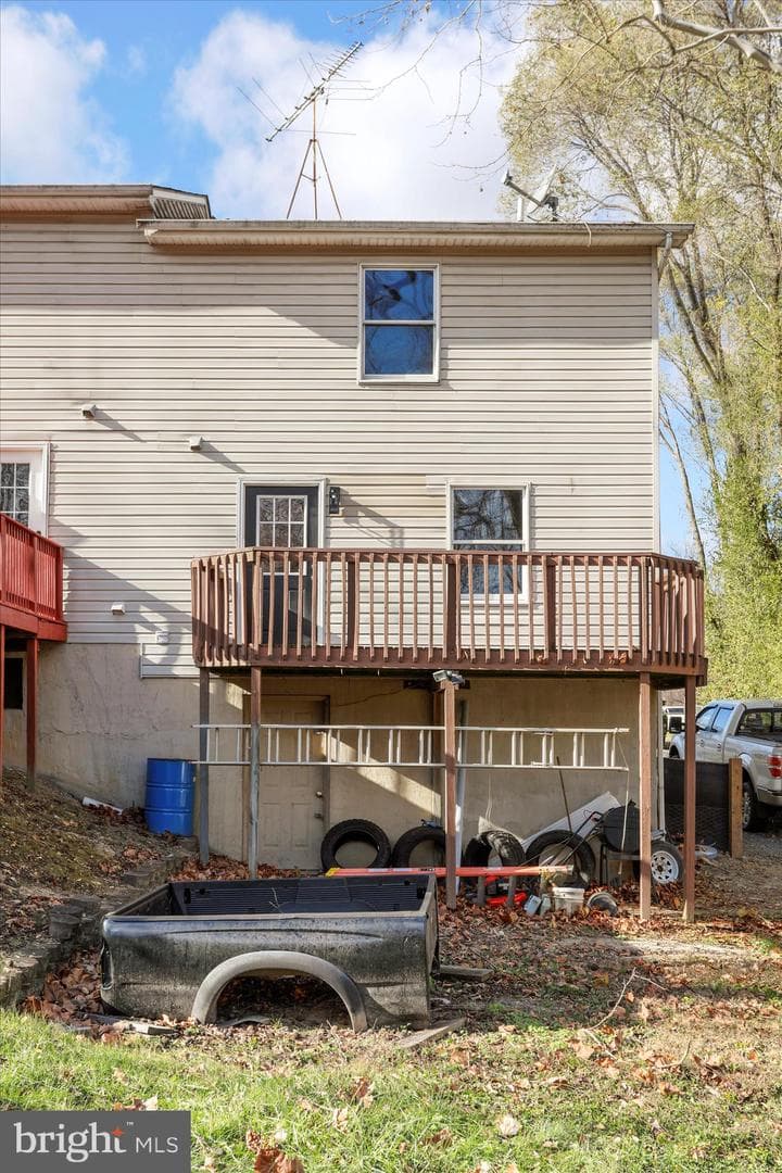 127 Woodridge Court photo 24