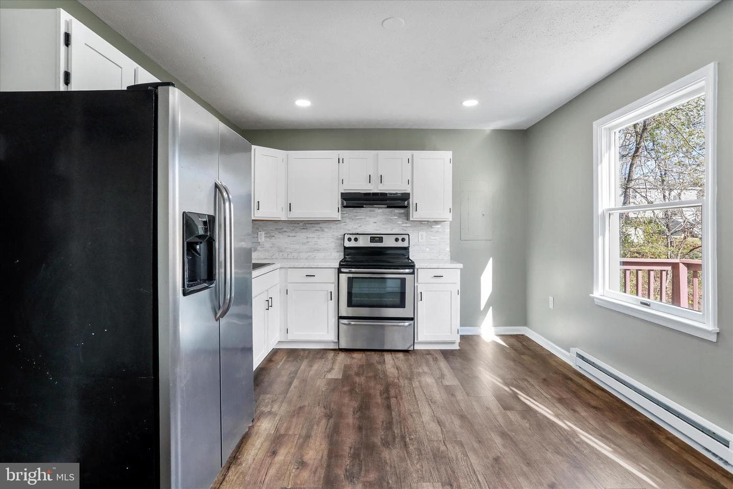 127 Woodridge Court photo 6