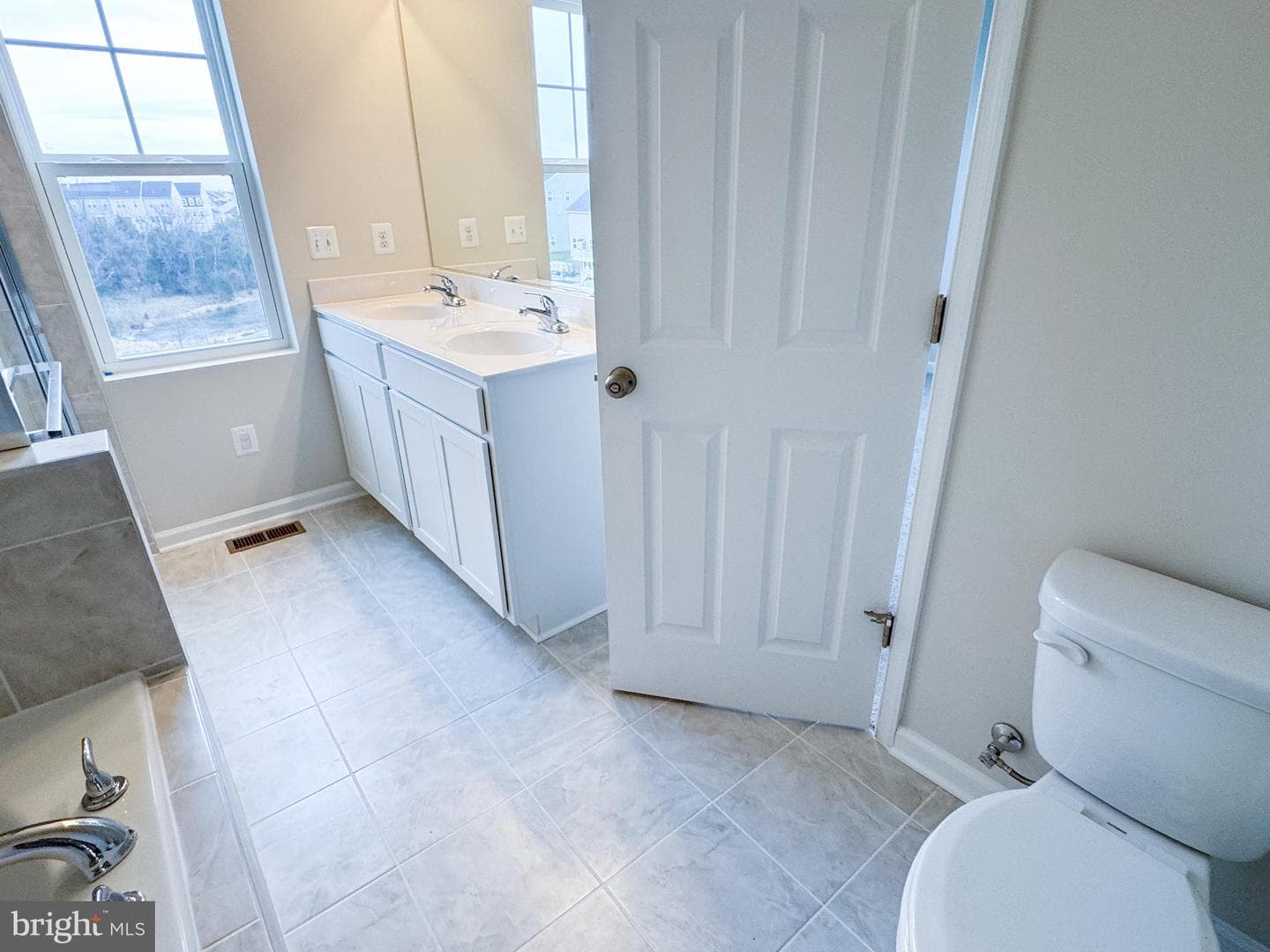 114 Flaxen Mane Court photo 12