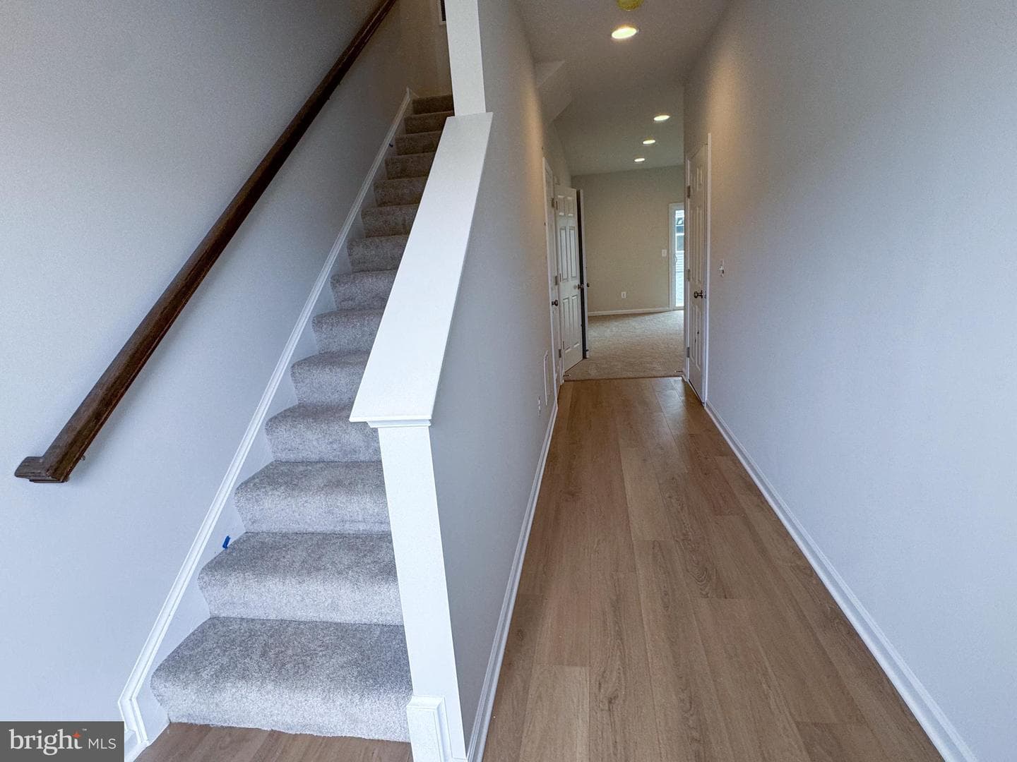 114 Flaxen Mane Court photo 2
