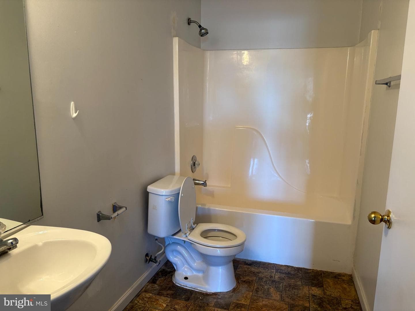 129 Brookland Terrace #1 photo 5