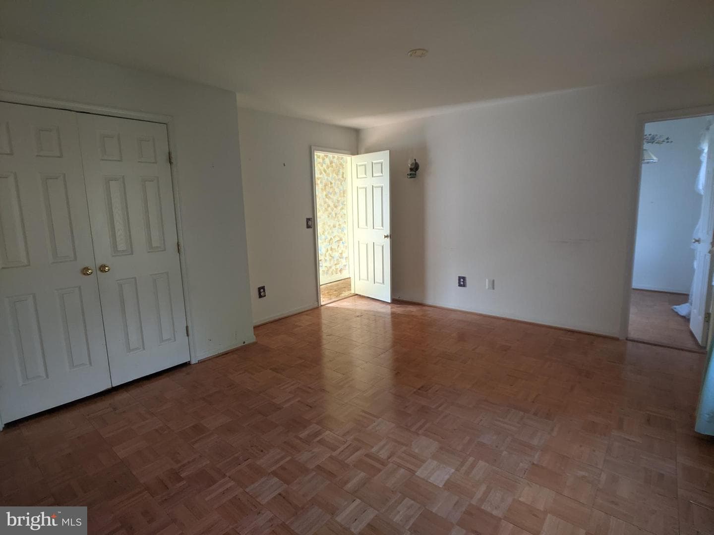 106 Patrick Place photo 8