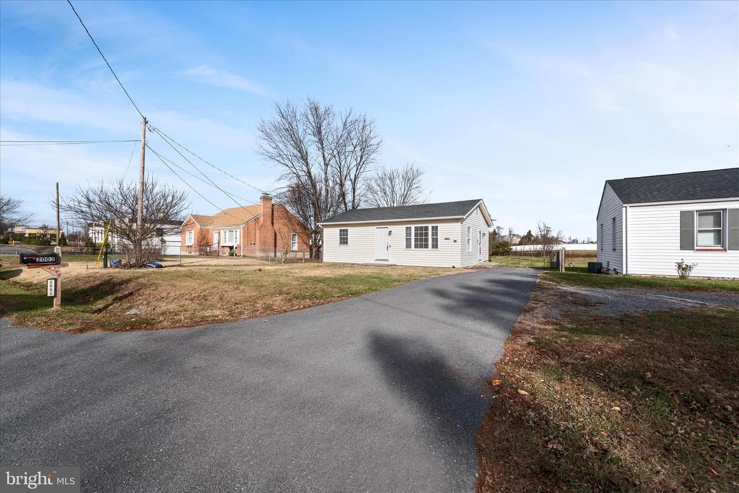 2003 Senseny Road photo 11