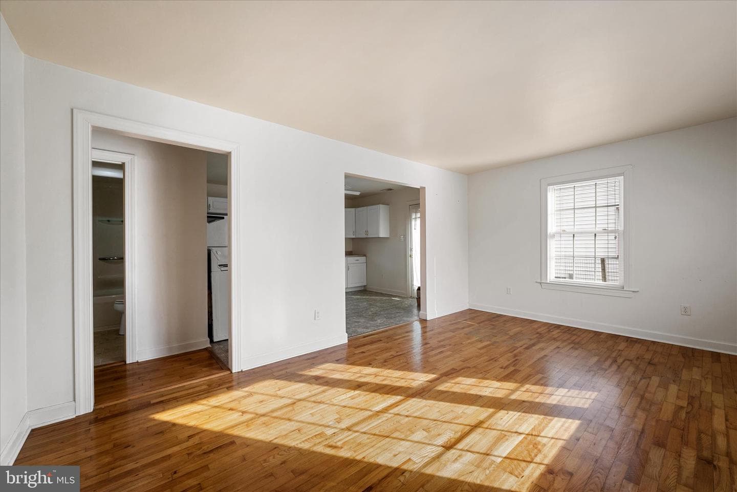2003 Senseny Road photo 6