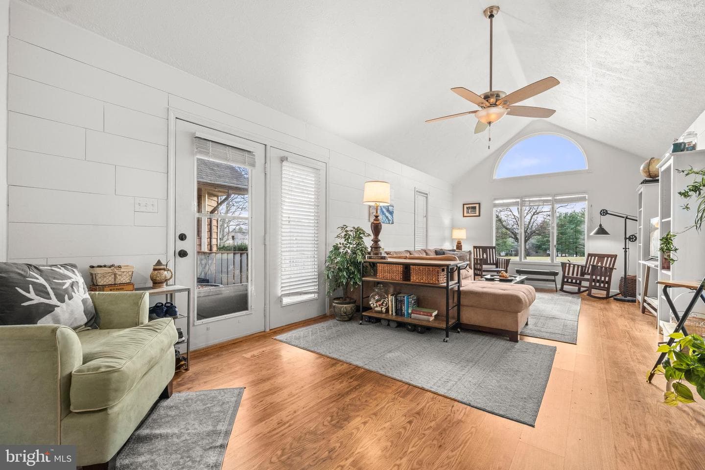 323 Masters Drive photo 15