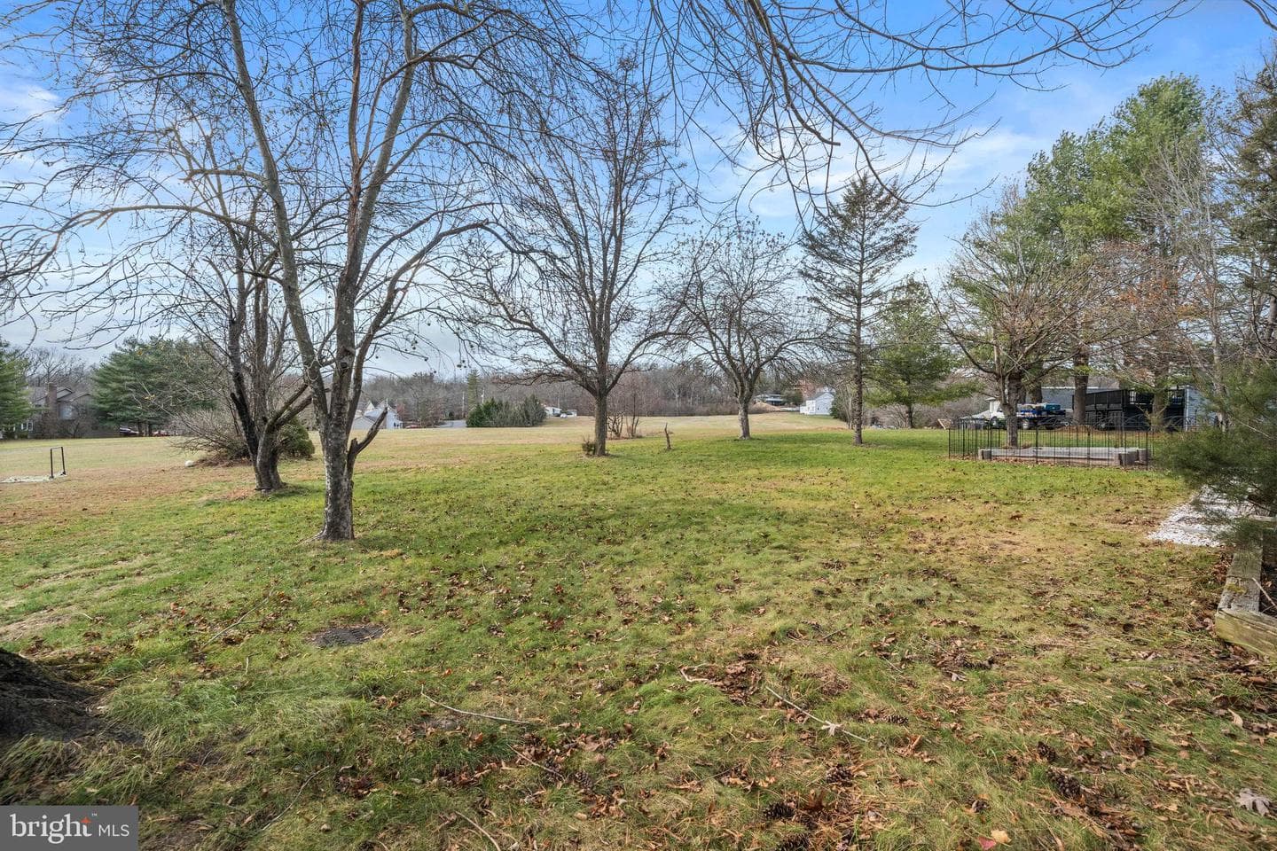 323 Masters Drive photo 37
