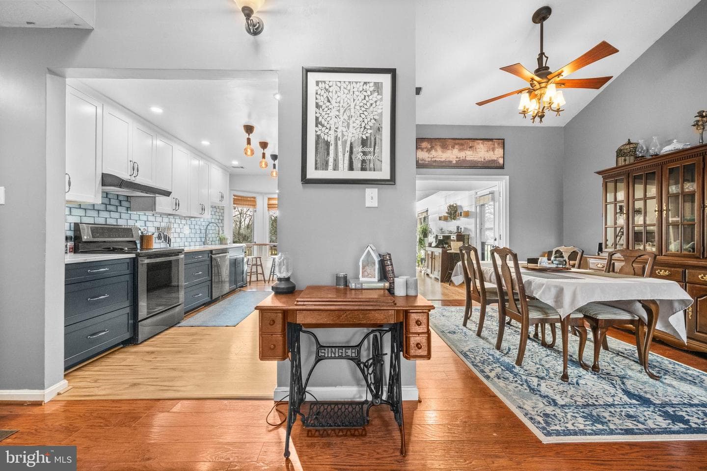 323 Masters Drive photo 8