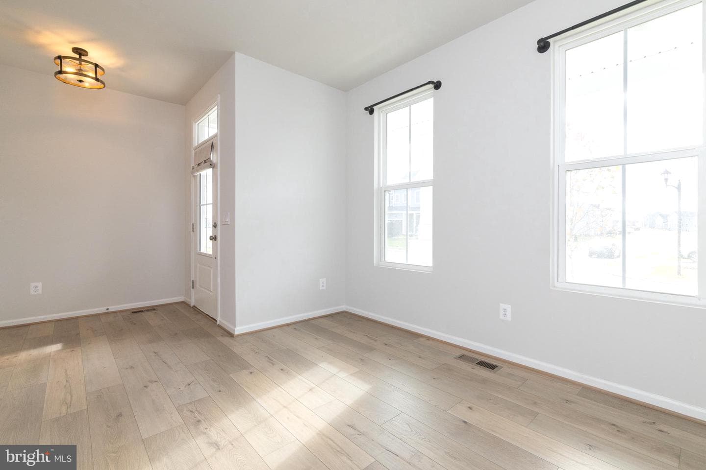 101 Goshen Place photo 6