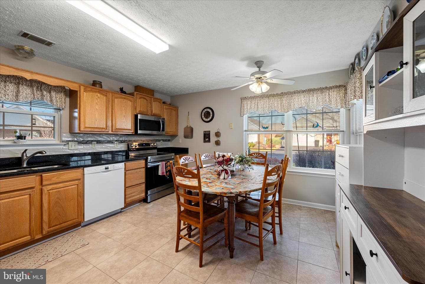 203 Crestwood Lane photo 14