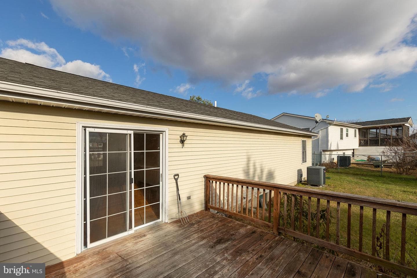 111 Meadowview Court photo 25