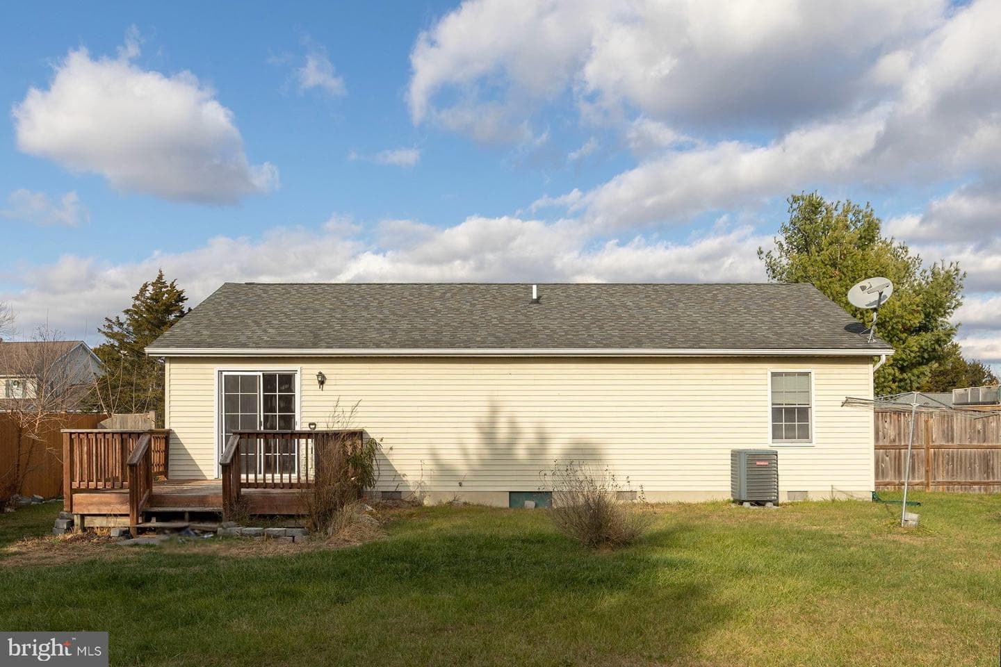 111 Meadowview Court photo 28