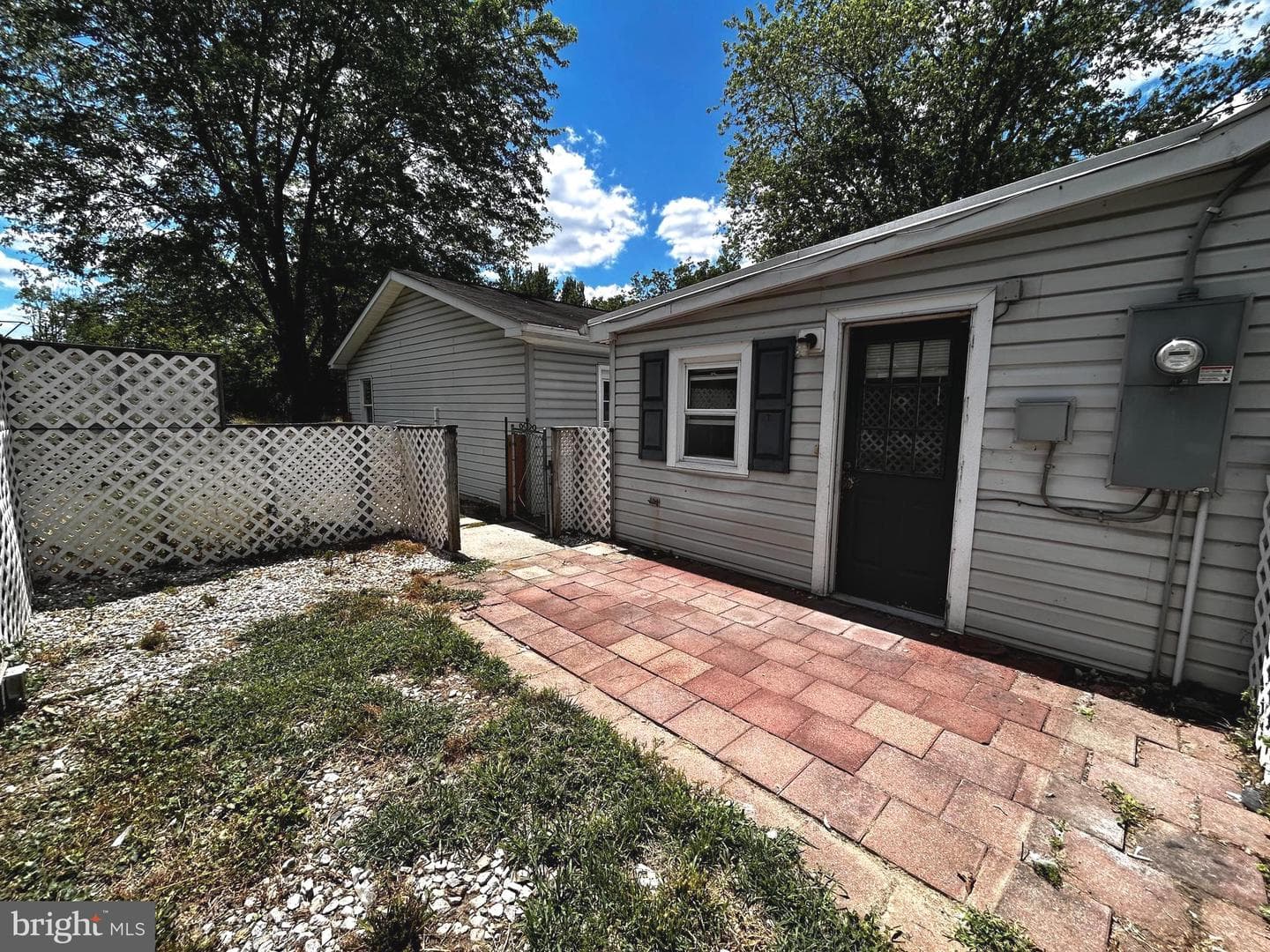 703 White Oak Road photo 16