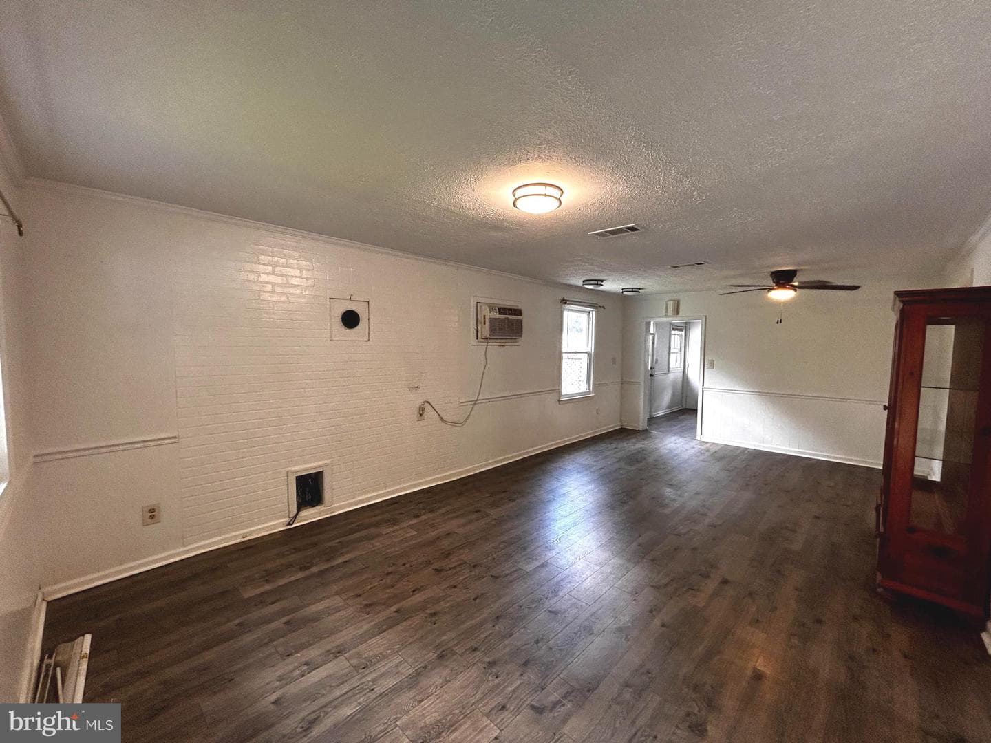 703 White Oak Road photo 6