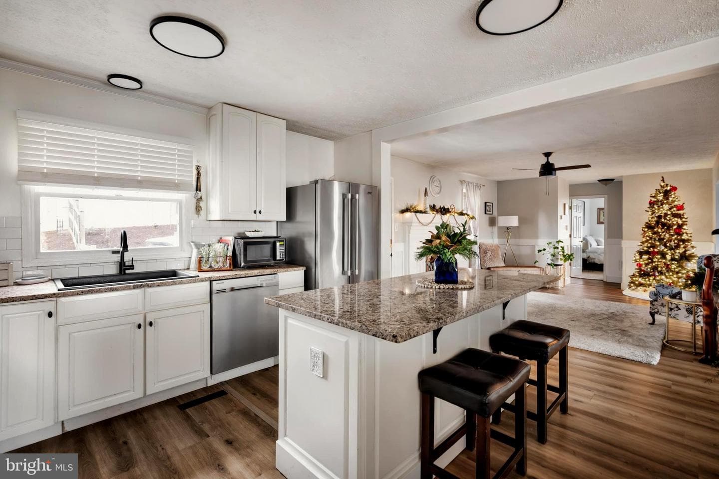 3466 Middle Road photo 9